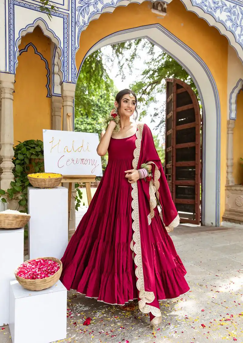 SSR 428 Red Color Heavy Georgette Attached Pad Salwar Suit Wedding, Party, Festive, Events Expected Delivery 4-6 Working Days @ 1849/- Only | Casual Suits, Creative suits, Designer Suits, Party Wear Suits, Salwar suit, Straight Suits