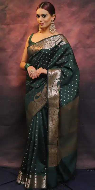 MS 443 Green Color Soft Lichi Silk Beautiful Rich Pallu All Over Saree Casual, Party Wear, Wedding, Events, Etc. Expected Delivery 4-6 Working Days 1399/- | Bollywood Sarees, Creative Sarees, Designer Sarees, Embroidered Sarees, Ethnic Saree, Modern Digital sarees, Party Wear Sarees, Sarees
