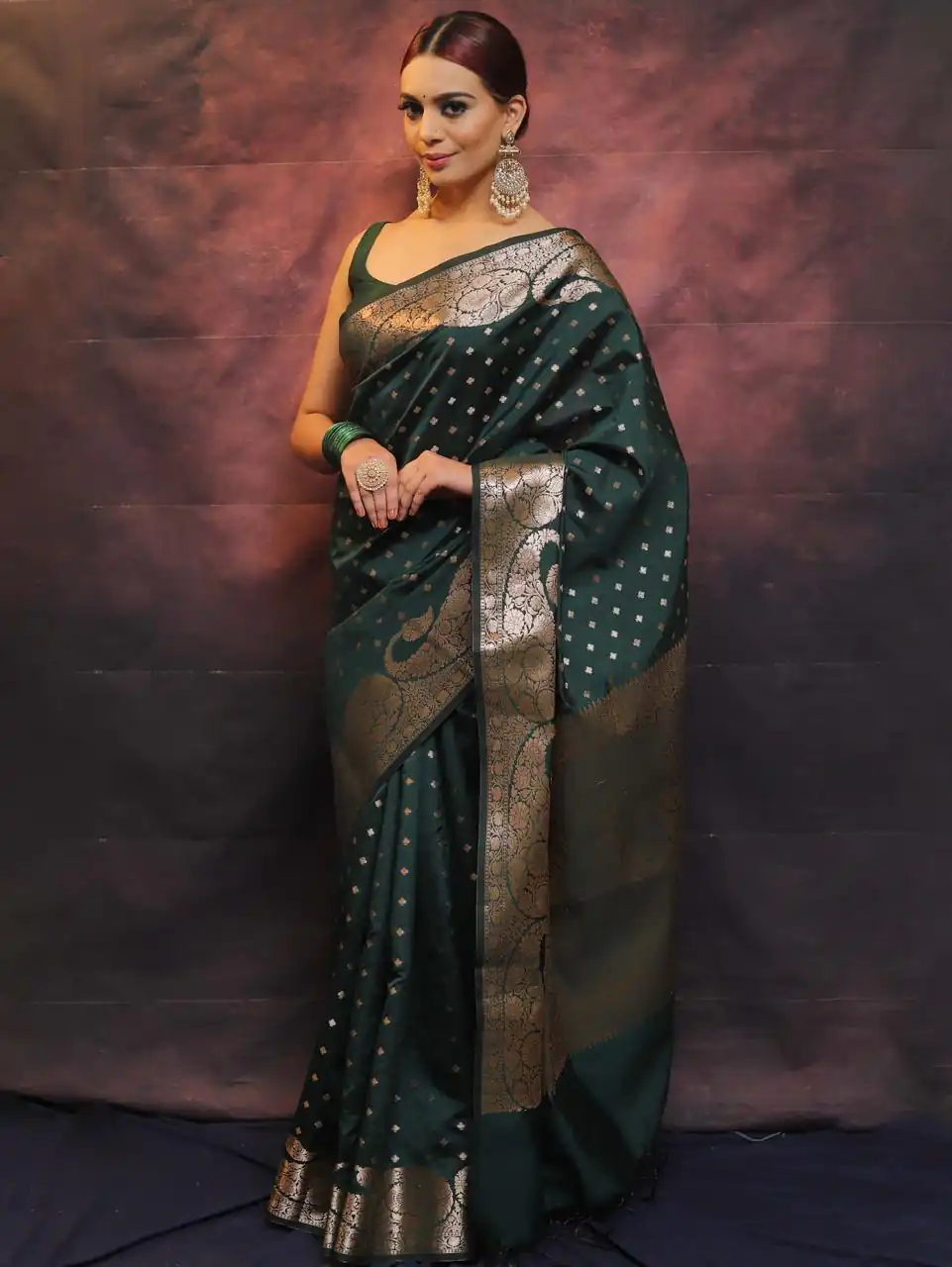 MS 443 Green Color Soft Lichi Silk Beautiful Rich Pallu All Over Saree Casual, Party Wear, Wedding, Events, Etc. Expected Delivery 4-6 Working Days 1399/- | Bollywood Sarees, Creative Sarees, Designer Sarees, Embroidered Sarees, Ethnic Saree, Modern Digital sarees, Party Wear Sarees, Sarees