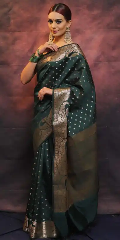 MS 443 Green Color Soft Lichi Silk Beautiful Rich Pallu All Over Saree Casual, Party Wear, Wedding, Events, Etc. Expected Delivery 4-6 Working Days 1399/- | Bollywood Sarees, Creative Sarees, Designer Sarees, Embroidered Sarees, Ethnic Saree, Modern Digital sarees, Party Wear Sarees, Sarees