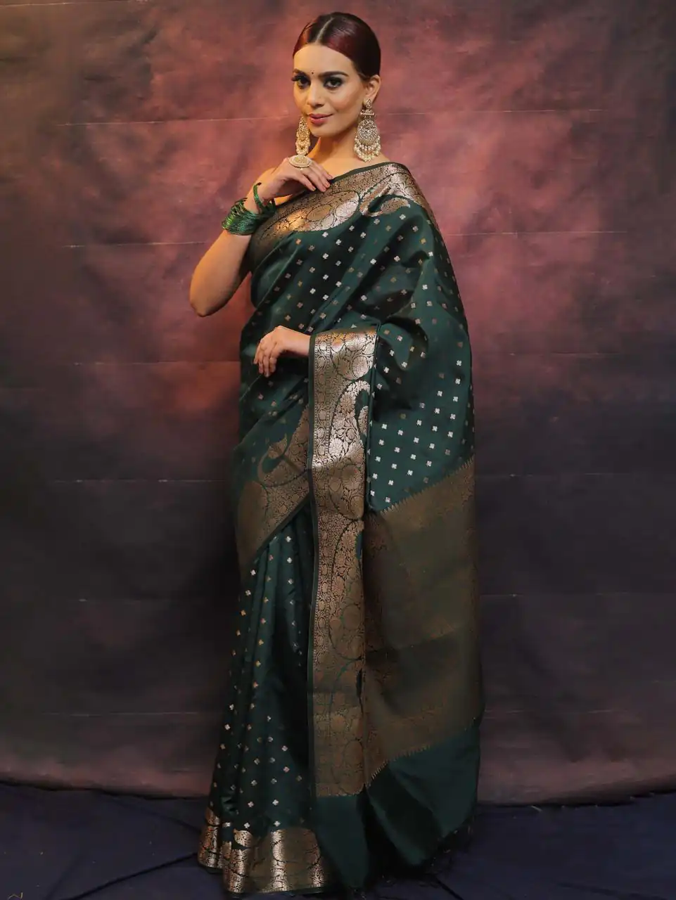 MS 443 Green Color Soft Lichi Silk Beautiful Rich Pallu All Over Saree Casual, Party Wear, Wedding, Events, Etc. Expected Delivery 4-6 Working Days 1399/- | Bollywood Sarees, Creative Sarees, Designer Sarees, Embroidered Sarees, Ethnic Saree, Modern Digital sarees, Party Wear Sarees, Sarees