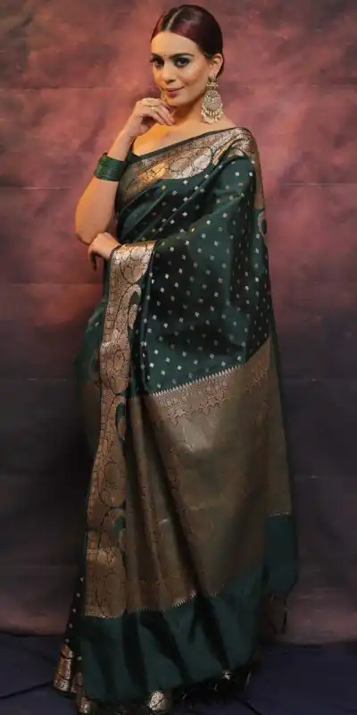 MS 443 Green Color Soft Lichi Silk Beautiful Rich Pallu All Over Saree Casual, Party Wear, Wedding, Events, Etc. Expected Delivery 4-6 Working Days 1399/- | Bollywood Sarees, Creative Sarees, Designer Sarees, Embroidered Sarees, Ethnic Saree, Modern Digital sarees, Party Wear Sarees, Sarees