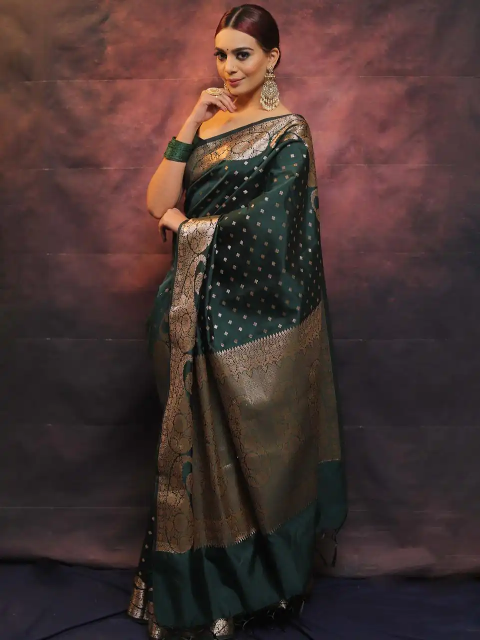 MS 443 Green Color Soft Lichi Silk Beautiful Rich Pallu All Over Saree Casual, Party Wear, Wedding, Events, Etc. Expected Delivery 4-6 Working Days 1399/- | Bollywood Sarees, Creative Sarees, Designer Sarees, Embroidered Sarees, Ethnic Saree, Modern Digital sarees, Party Wear Sarees, Sarees