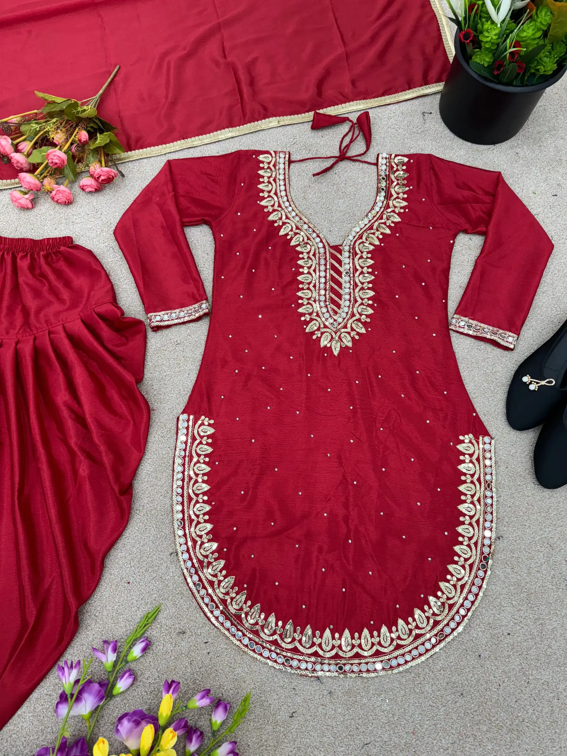 SRK 5138 Red Color Pure Chinnon Embroidery Diamond Salwar Suit Wedding, Party, Festive, Events Expected Delivery 4-6 Working Days @ 1949/- | Jump Suits, Casual Suits, Creative suits, Designer Suits, Palazzo Suits, Party Wear Suits, Patiala Suits, Salwar suit, Straight Suits