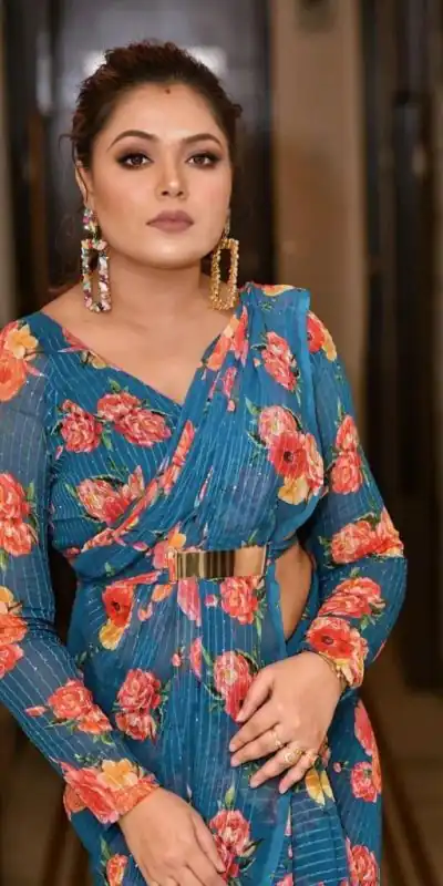 NT 157 Royal Blue Color Georgette Digital Printed All Over Saree Events Casual Wedding Festive . Expected Delivery  4-6 Working Days @1399/- | Bollywood Sarees, Creative Sarees, Designer Sarees, Embroidered Sarees, Ethnic Saree, Modern Digital sarees, Party Wear Sarees, Sarees