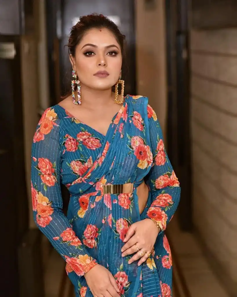 NT 157 Royal Blue Color Georgette Digital Printed All Over Saree Events Casual Wedding Festive . Expected Delivery  4-6 Working Days @1399/- | Bollywood Sarees, Creative Sarees, Designer Sarees, Embroidered Sarees, Ethnic Saree, Modern Digital sarees, Party Wear Sarees, Sarees