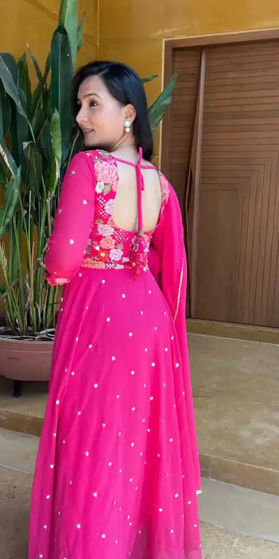 Ram 007 Pink Color Fox Georgette Embroidery Lace Work Gown Casual, Wedding, Party, Festive, Events Etc. Expected Delivery 4-6 Working Days @2049/- | Bollywood Gowns, Creative Gowns, Designer Gowns, Embroidered Gowns, Gowns, Party Wear Gowns