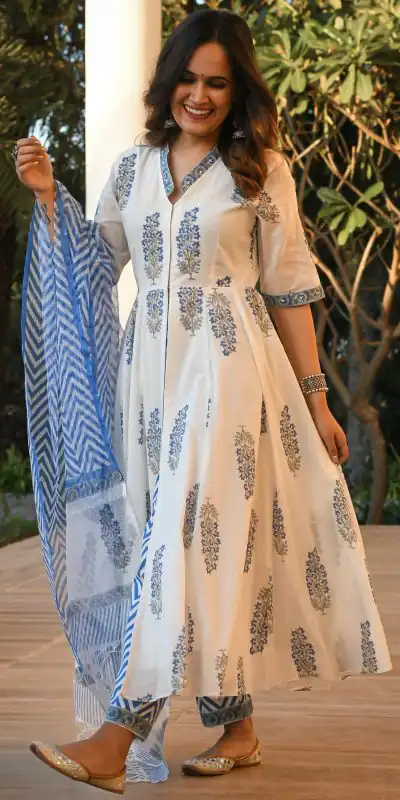DDH HINA WHITE Color Viscose Cotton Printed Work Salwar Suit Casual, Party, Wedding, Festive, Events Etc. Expected Delivery 4-6 Working Days @1669/- | Casual Suits, Creative suits, Designer Suits, Palazzo Suits, Party Wear Suits, Patiala Suits, Salwar suit, Straight Suits