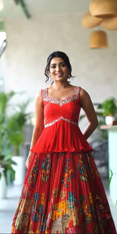 PC 372 Red Color Chinon Embroidery Thread Work Lehenga Choli Casual, Party Wear, Events, Festivals Wear Expected Delivery 4-6 Working Days @2149/- | Creative Lehenga, Bollywood Lehenga, Designer Lehenga, Embroidered Lehenga, Lehenga, Party Wear Lehenga