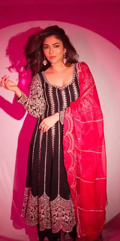 SSR 461 Black Color Chinon Silk Embroidery Sequence Salwar Suit Wedding, Party, Festive, Events Expected Delivery 4-6 Working Days @ 2249/- Only | Casual Suits, Creative suits, Designer Suits, Party Wear Suits, Salwar suit, Straight Suits