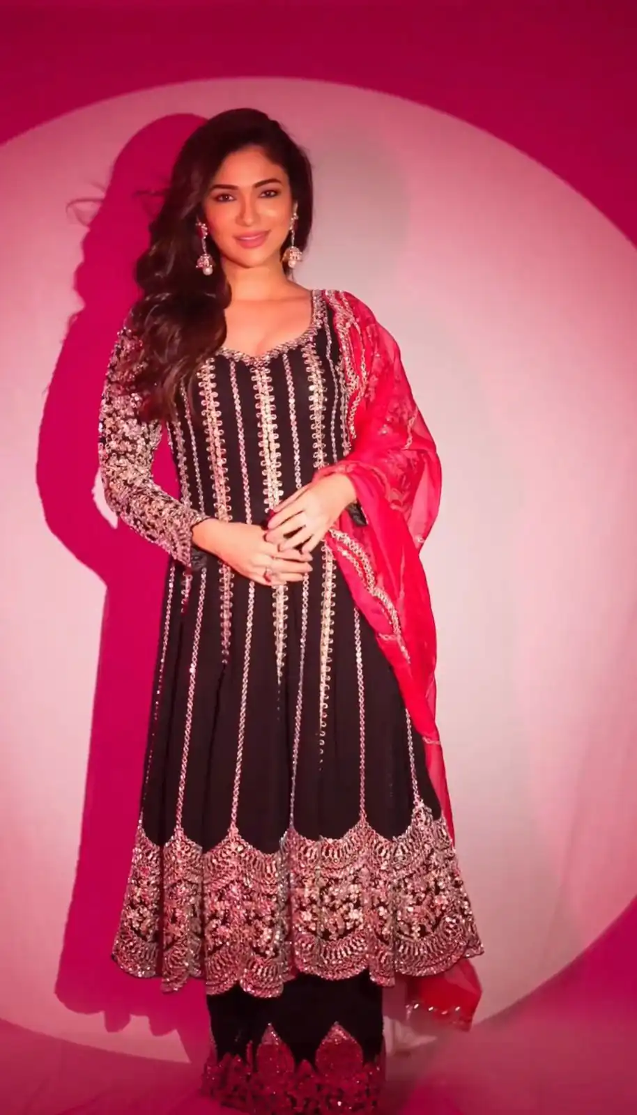 SSR 461 Black Color Chinon Silk Embroidery Sequence Salwar Suit Wedding, Party, Festive, Events Expected Delivery 4-6 Working Days @ 2249/- Only | Casual Suits, Creative suits, Designer Suits, Party Wear Suits, Salwar suit, Straight Suits