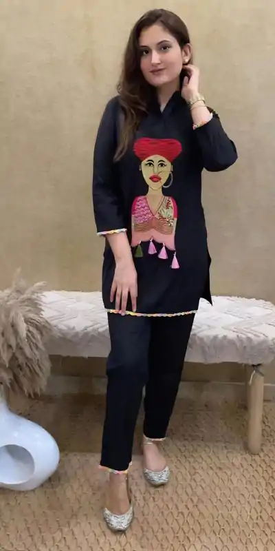   DC G29 Black Color Muslin Embroidery Chain Works Kurti Casual, Wedding, Party, Festive, Events Etc. Expected Delivery 4-6 Working Days @1549/- | Bollywood Kurti, Creative Kurtis, Designer Kurti, Kurti, Party Wear Kurti, Selfie Kurti