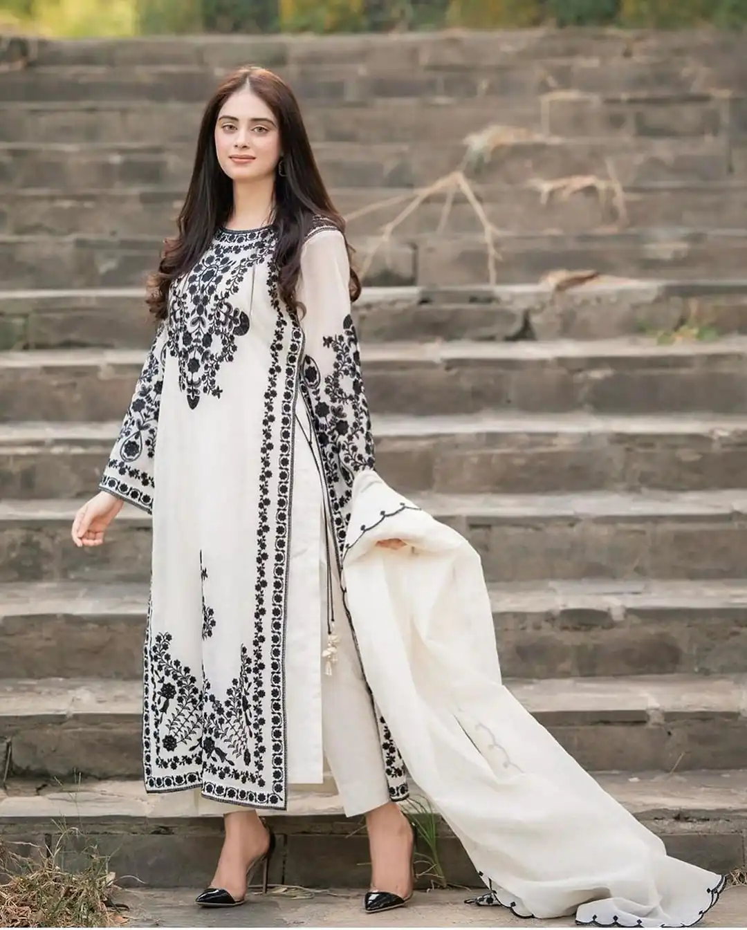 SSR 368 White Color Georgette Embroidery Sequins Sharara Suit Wedding, Party, Festive, Events Etc.   Expected Delivery 4-6 Working Days @1849/- | Casual Suits, Creative suits, Designer Suits, Palazzo Suits, Party Wear Suits, Salwar suit, Straight Suits