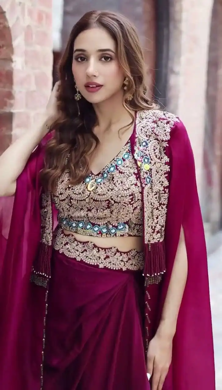 ST 1031 Purple Color Georgette Embroidery Work Lehenga Choli Koti Casual, Wedding, Party, Festive, Events Etc. Expected Delivery 4-6 Working Days @1849/- | Bollywood Lehenga, Creative Lehenga, Designer Lehenga, Embroidered Lehenga, Lehenga, Party Wear Lehenga