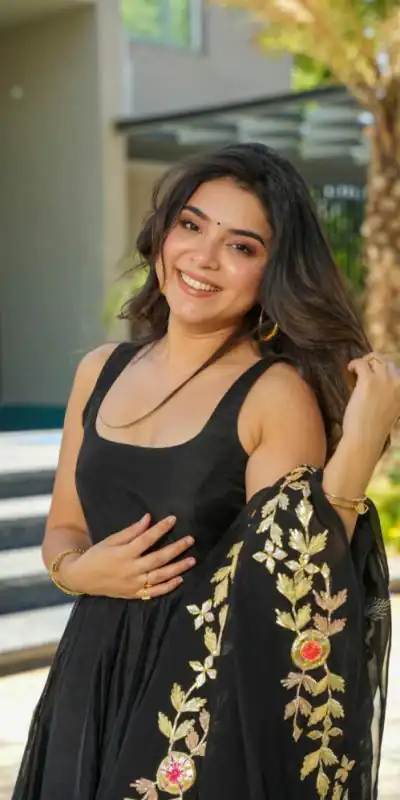 RTC 5710 Black Color Chinon silk Thread Sequence Salwar Suit Wedding, Party, Festive, Events Etc. Expected Delivery 4-6 Working Days @2299/- | Casual Suits, Creative suits, Designer Suits, Palazzo Suits, Party Wear Suits, Patiala Suits, Salwar suit, Straight Suits