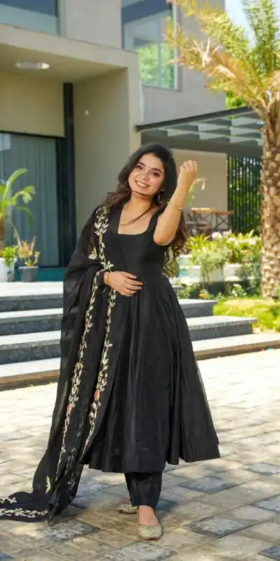 RTC 5710 Black Color Chinon silk Thread Sequence Salwar Suit Wedding, Party, Festive, Events Etc. Expected Delivery 4-6 Working Days @2299/- | Casual Suits, Creative suits, Designer Suits, Palazzo Suits, Party Wear Suits, Patiala Suits, Salwar suit, Straight Suits