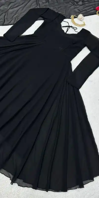 KD 1318 Black Faux Georgette Plain Anarkali Suit Casual, Party, Wedding, Festive, Events Etc.  Expected Delivery  4-6 Working Days @1499/- Only | Anarkali Suits, Bollywood Anarkali, Creative-Anarkali, Designer Anarkali, Embroidered Anarkali, Party Wear Anarkali