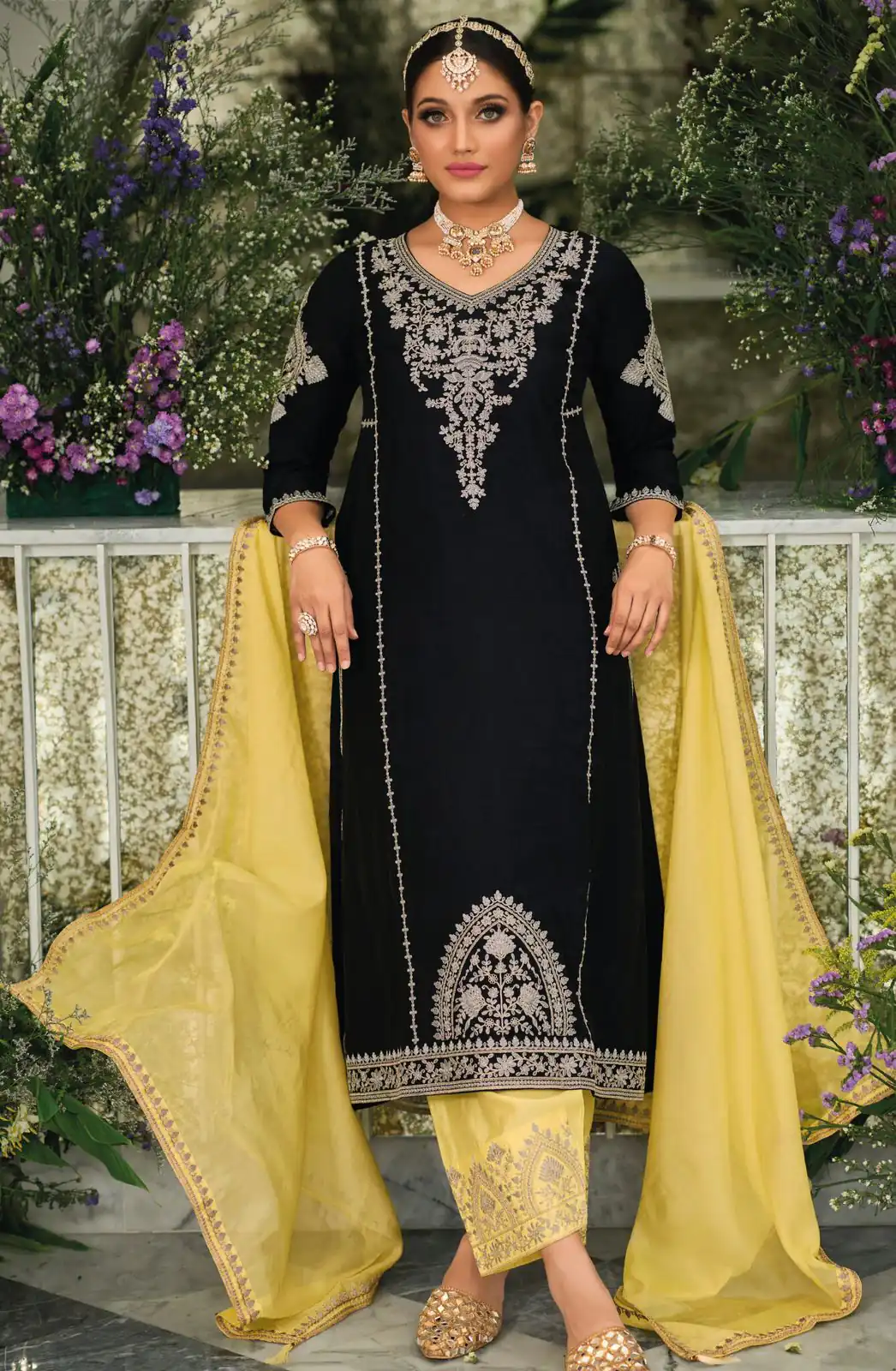 KF 1635 Black  Top : Georgette Chine Stitched Work Salwar Suit Wedding, Party, Festive, Events Etc.  Expected Delivery 4-6 Working Days @2049/-Only | Casual Suits, Creative suits, Designer Suits, Palazzo Suits, Party Wear Suits, Salwar suit, Straight Suits