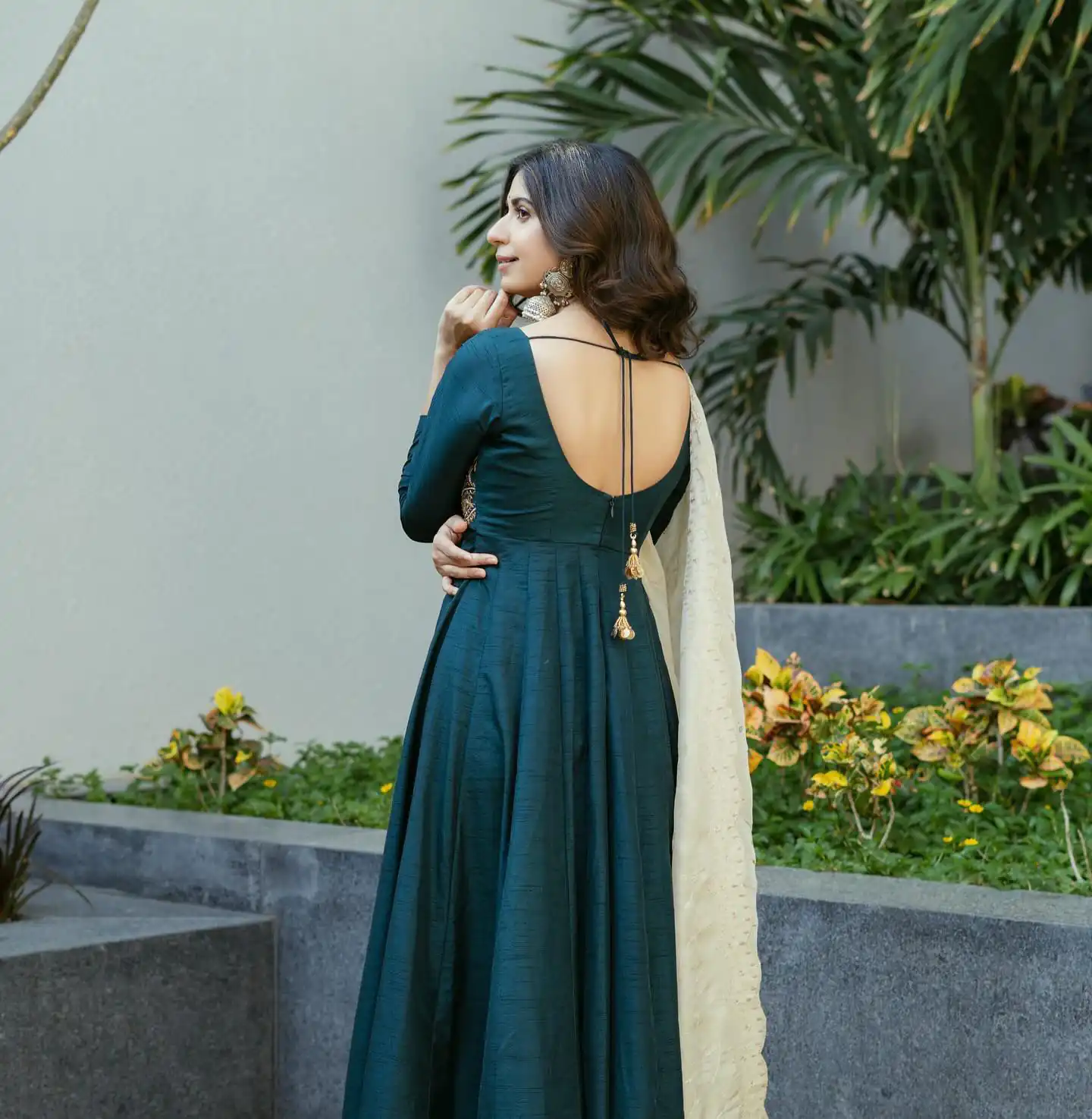 KD 1450 Blue Color Fhantom Silk Thread Work Salwar Suit Casual, Party, Wedding, Festive, Events Etc.  Expected Delivery 4-6 Working Days @1899/- | Jump Suits, Casual Suits, Creative suits, Designer Suits, Palazzo Suits, Party Wear Suits, Patiala Suits, Salwar suit, Straight Suits
