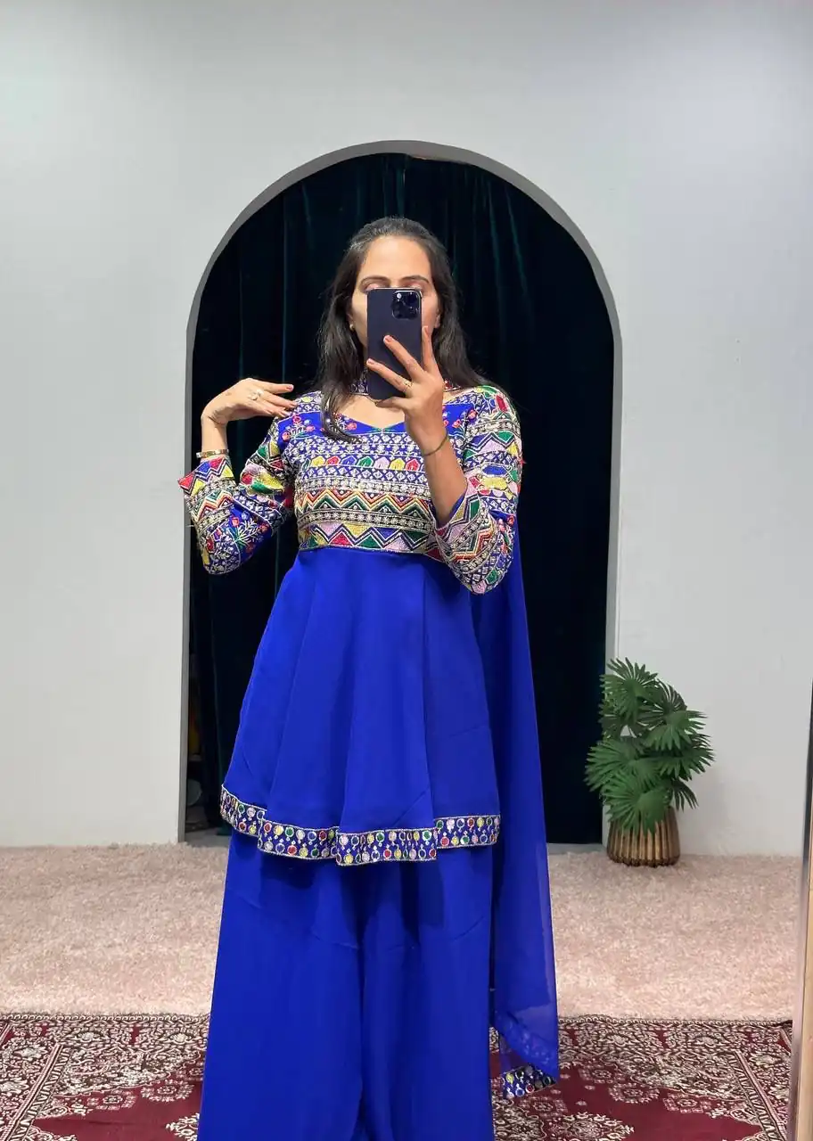ST 1048 Royal Blue Color Georgette Heavy Embroidery Salwar Suit Casual, Wedding, Party, Festive, Events Etc. Expected Delivery 4-6 Working Days @2179/- | Jump Suits, Casual Suits, Creative suits, Designer Suits, Palazzo Suits, Party Wear Suits, Patiala Suits, Salwar suit, Straight Suits