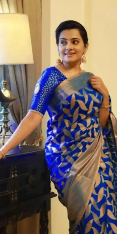 KP 4057 Royal Blue Color Soft Lichi Silk Jacquard On All Over Saree Casual, Party Wear, Wedding, Events Etc. Expected Delivery 4-6 Working Days @1349/- | Embroidered Sarees, Bollywood Sarees, Creative Sarees, Designer Sarees, Ethnic Saree, Modern Digital sarees, Party Wear Sarees, Sarees