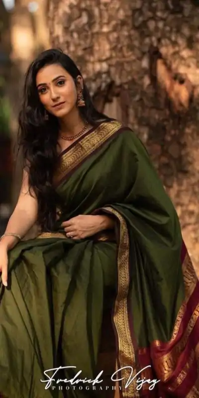 KP 5004 Green Color Soft Lichi Silk Jacquard On All Over Saree Casual, Party Wear, Wedding, Events Etc. Expected Delivery 4-6 Working Days @1449/- | Embroidered Sarees, Bollywood Sarees, Creative Sarees, Designer Sarees, Ethnic Saree, Modern Digital sarees, Party Wear Sarees, Sarees
