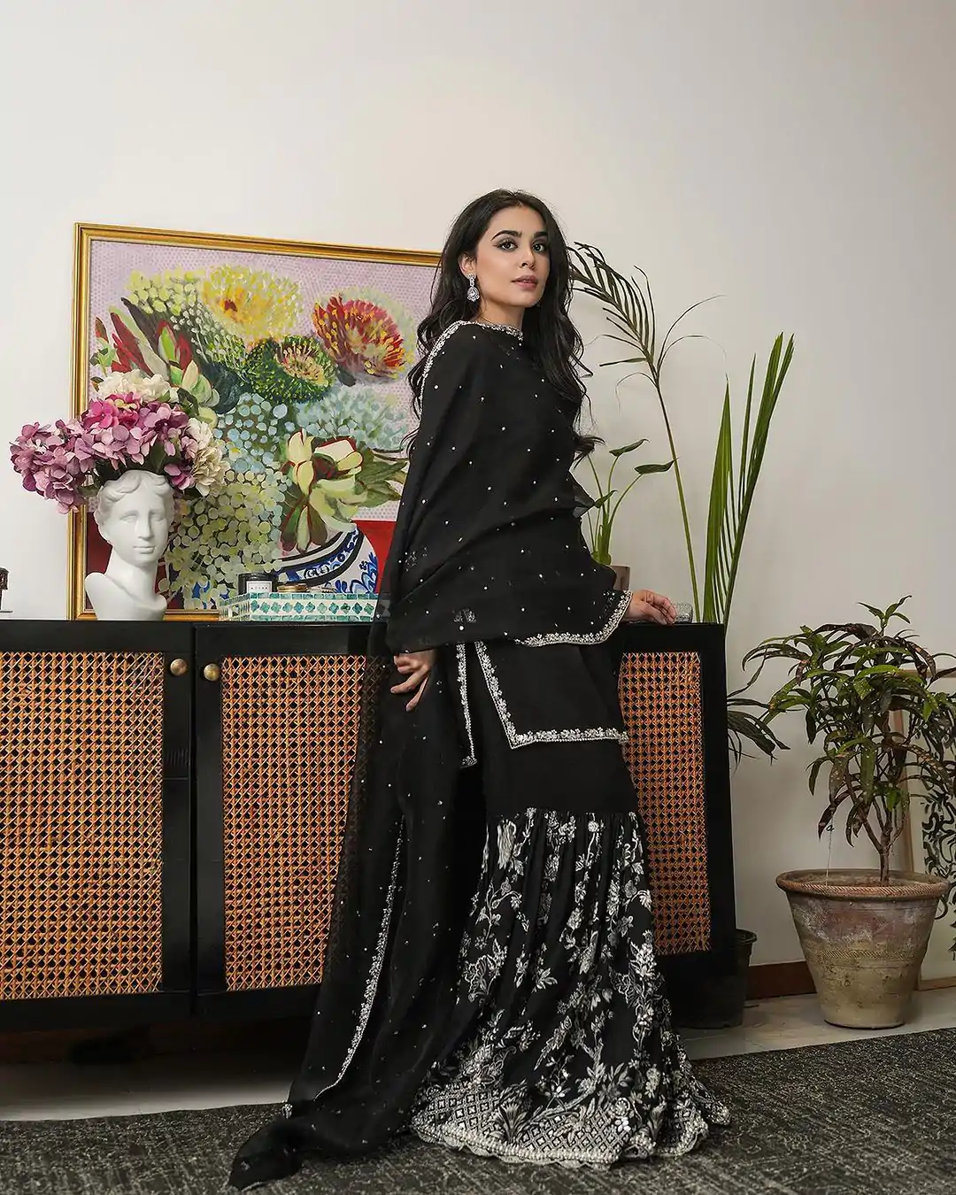 SRK 5167 Black Color Foix Georgette Thread Sequence Work Salwar Suit Wedding, Party, Festive, Events Etc. Expected Delivery 4-6 Working Days @2099/- | Casual Suits, Jump Suits, Creative suits, Designer Suits, Palazzo Suits, Party Wear Suits, Patiala Suits, Salwar suit, Straight Suits