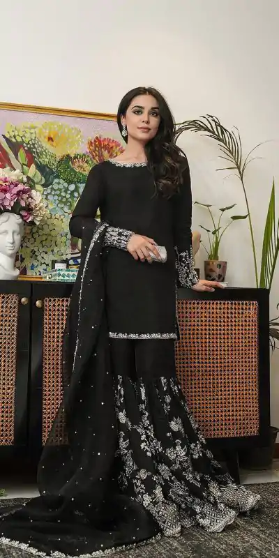 SRK 5167 Black Color Foix Georgette Thread Sequence Work Salwar Suit Wedding, Party, Festive, Events Etc. Expected Delivery 4-6 Working Days @2099/- | Casual Suits, Jump Suits, Creative suits, Designer Suits, Palazzo Suits, Party Wear Suits, Patiala Suits, Salwar suit, Straight Suits