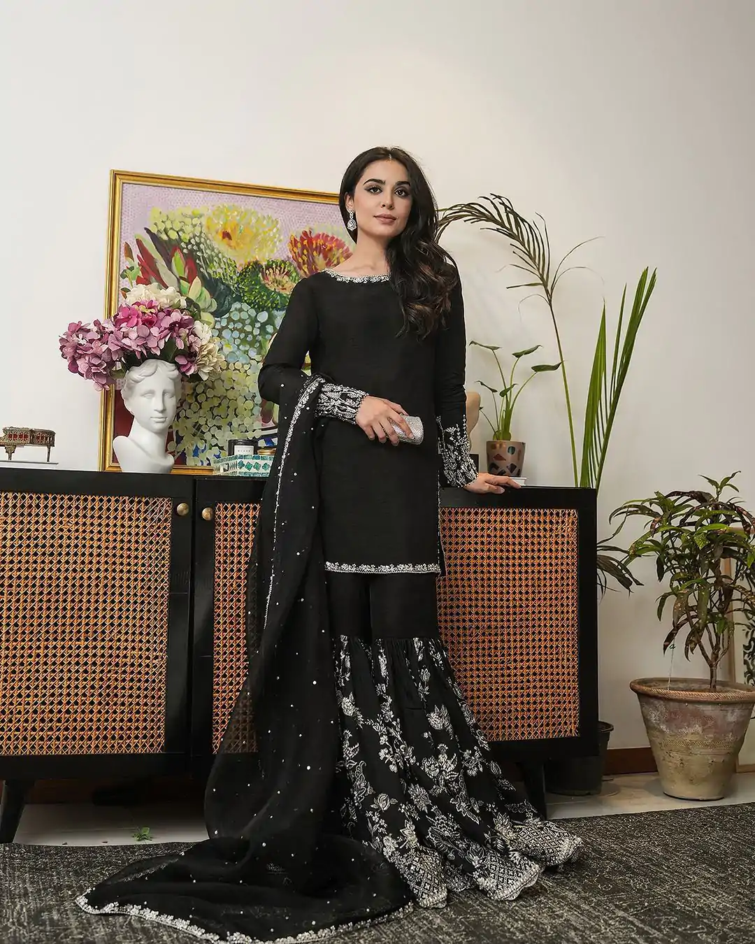 SRK 5167 Black Color Foix Georgette Thread Sequence Work Salwar Suit Wedding, Party, Festive, Events Etc. Expected Delivery 4-6 Working Days @2099/- | Casual Suits, Jump Suits, Creative suits, Designer Suits, Palazzo Suits, Party Wear Suits, Patiala Suits, Salwar suit, Straight Suits