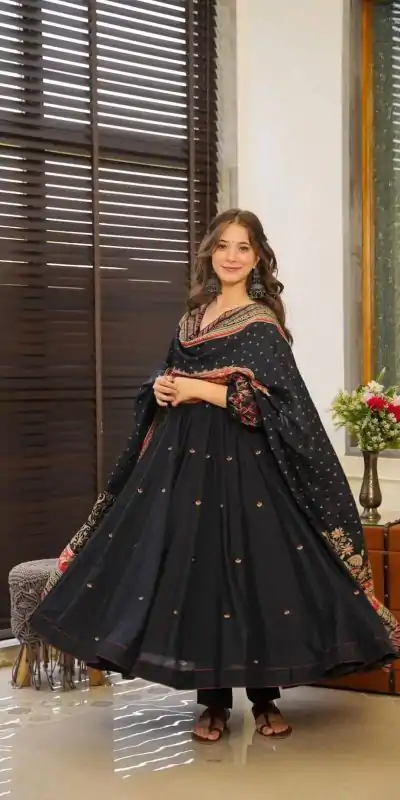 SRK 5171 Black Color Pure Chinnon Silk Embroidery Sequence Salwar Suit Wedding, Party, Festive, Events Expected Delivery 4-6 Working Days @ 1999/- | Casual Suits, Jump Suits, Creative suits, Designer Suits, Palazzo Suits, Party Wear Suits, Patiala Suits, Salwar suit, Straight Suits