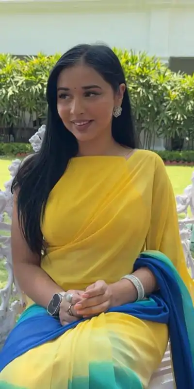 SC 277 Yellow Color Pure Soft Georgette Silk Design All Over Saree , Party Wear, Events, Festivals Expected Delivery 4-6 Working Days 1599/- | Bollywood Sarees, Creative Sarees, Designer Sarees, Embroidered Sarees, Ethnic Saree, Modern Digital sarees, Party Wear Sarees, Sarees