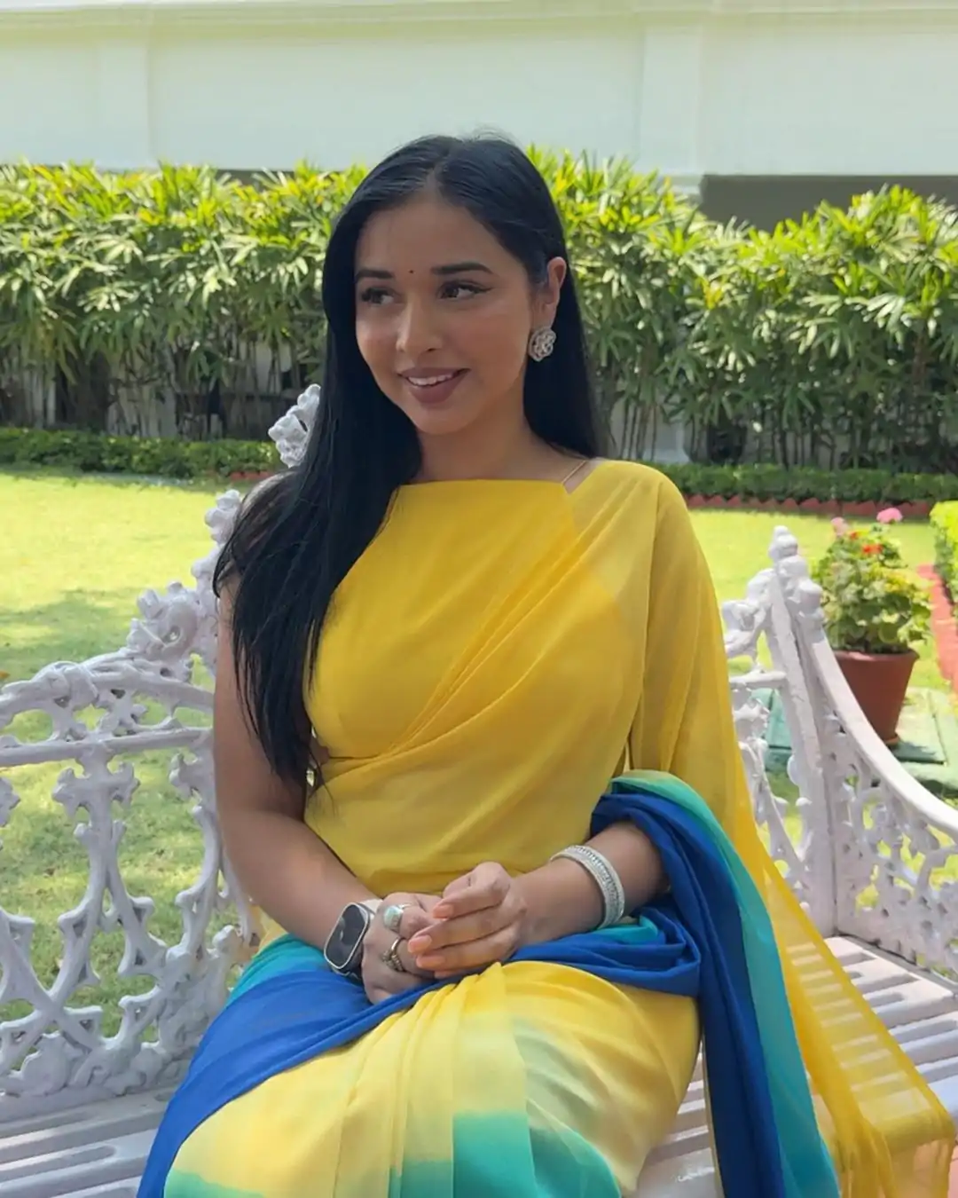 SC 277 Yellow Color Pure Soft Georgette Silk Design All Over Saree , Party Wear, Events, Festivals Expected Delivery 4-6 Working Days 1599/- | Bollywood Sarees, Creative Sarees, Designer Sarees, Embroidered Sarees, Ethnic Saree, Modern Digital sarees, Party Wear Sarees, Sarees