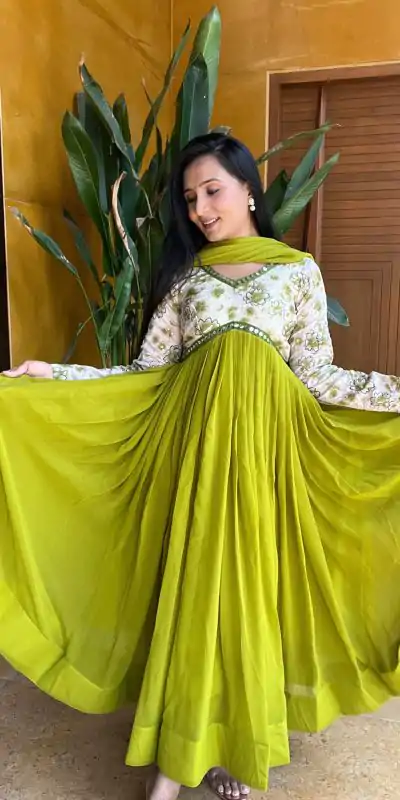  Ram 013 Green Color Fox Georgette Position Print Work Gown Casual, Wedding, Party, Festive, Events Etc. Expected Delivery 4-6 Working Days @2049/- | Bollywood Gowns, Creative Gowns, Designer Gowns, Embroidered Gowns, Gowns, Party Wear Gowns
