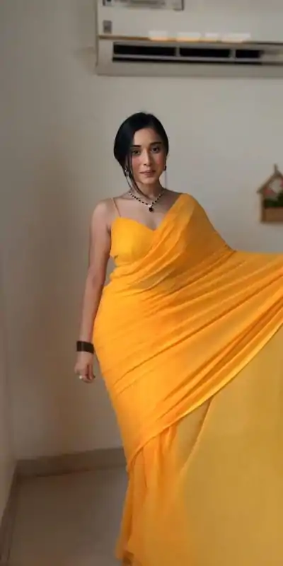 SC 192 Yellow Color Pure Soft Georgette Silk Design All Over Saree , Party Wear, Events, Festivals Expected Delivery 4-6 Working Days 1499/- | Bollywood Sarees, Creative Sarees, Designer Sarees, Embroidered Sarees, Ethnic Saree, Modern Digital sarees, Party Wear Sarees, Sarees