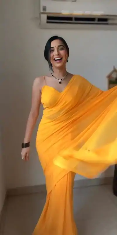 SC 192 Yellow Color Pure Soft Georgette Silk Design All Over Saree , Party Wear, Events, Festivals Expected Delivery 4-6 Working Days 1499/- | Bollywood Sarees, Creative Sarees, Designer Sarees, Embroidered Sarees, Ethnic Saree, Modern Digital sarees, Party Wear Sarees, Sarees
