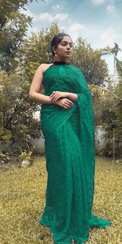 KT 201 Green Color Georgette Fancy Sequence Work Saree Casual, Party Wear, Wedding   Expected Delivery 4-6 Working Days@1649/- | Bollywood Sarees, Creative Sarees, Designer Sarees, Embroidered Sarees, Party Wear Sarees, Sarees