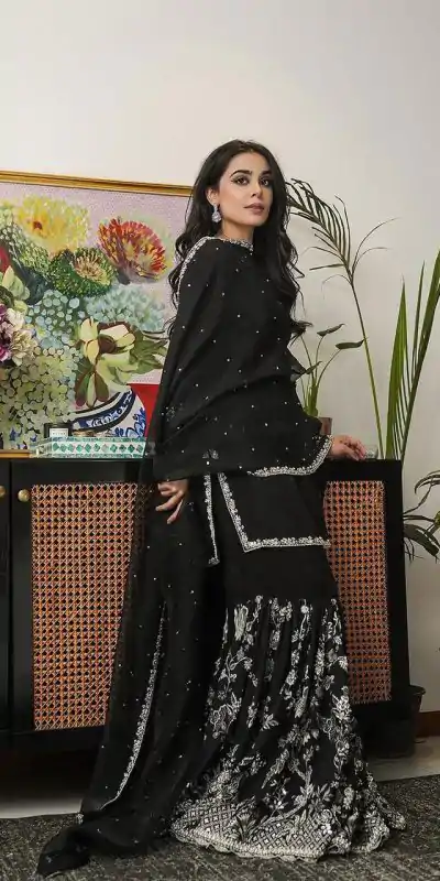 RTC 5718 Black Color Foix Georgette Thread Sequence Work Salwar Suit Wedding, Party, Festive, Events Etc. Expected Delivery 4-6 Working Days @2099/- | Casual Suits, Jump Suits, Creative suits, Designer Suits, Palazzo Suits, Party Wear Suits, Patiala Suits, Salwar suit, Straight Suits