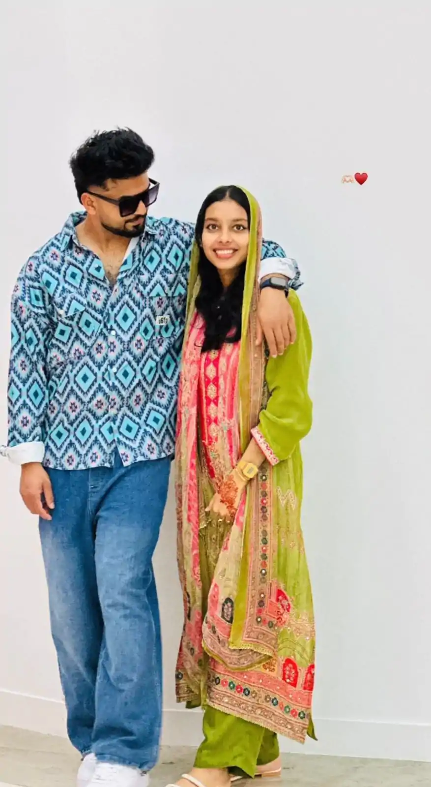 LG 1857 Green color Maslin Printed And Coin Work Salwar Suit Casual, Wedding, Party, Festive, Events . Expected Delivery  4-6 Working Days @1899/- | Casual Suits, Creative suits, Designer Suits, Palazzo Suits, Party Wear Suits, Patiala Suits, Salwar suit, Straight Suits