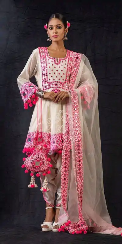 LG 1717 Cream Color Rajwadi Silk Embroidery Real Mirror Salwar Suit Casual, Wedding, Party, Festive, Events . Expected Delivery  4-6 Working Days @2299/- | Casual Suits, Creative suits, Designer Suits, Palazzo Suits, Party Wear Suits, Patiala Suits, Salwar suit, Straight Suits