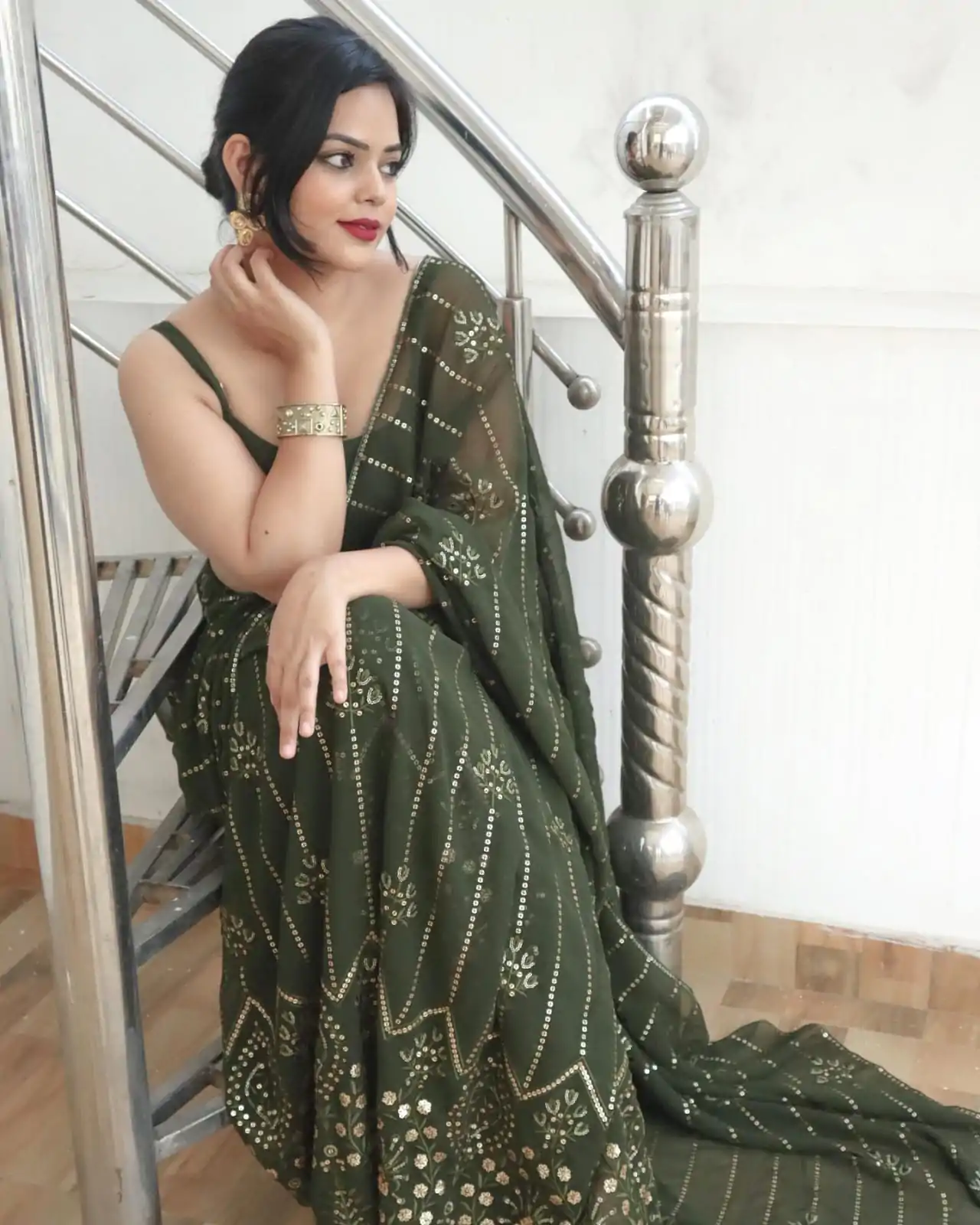 JR 609 Green Color Georgette Embroidery Sequence Saree Casual, Wedding, Festive, Events Expected Delivery  4-6 Working Days @1749/- | Embroidered Sarees, Bollywood Sarees, Creative Sarees, Designer Sarees, Ethnic Saree, Modern Digital sarees, Party Wear Sarees, Sarees