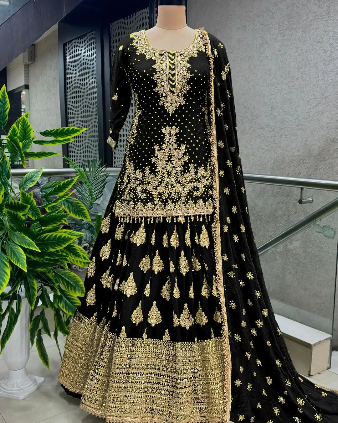 NSR 806 C Green Color Pure Chinnon Silk Embroidery Lehenga Choli Casual, Party Festive, Events Etc. Expected Delivery 4-6 Working Days @2199/- | Creative Lehenga, Bollywood Lehenga, Designer Lehenga, Embroidered Lehenga, Lehenga, Party Wear Lehenga, Straight Suits