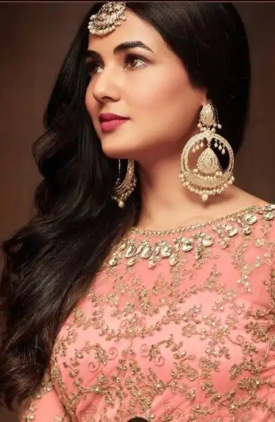 FC Maisha 1103 Light Orange Color Vaishnavi Net Embroidery Sharara Suit Wedding, Party, Festive Expected Delivery 4-6 Working Days  @2599/- | Casual Suits, Jump Suits, Creative suits, Designer Suits, Palazzo Suits, Party Wear Suits, Patiala Suits, Salwar suit, Straight Suits