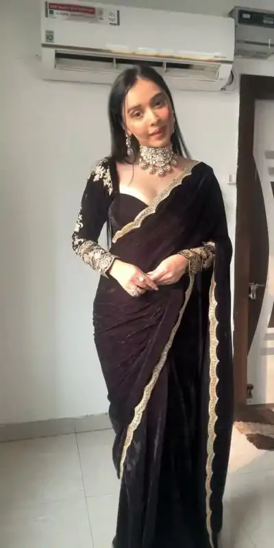 KD 436 Black Color 9000 Velvet Thread Sequence Work Saree Casual, Party Wear, Wedding, Events Etc. Expected Delivery 4-6 Working Days @2399/- | Bollywood Sarees, Creative Sarees, Designer Sarees, Embroidered Sarees, Ethnic Saree, Modern Digital sarees, Party Wear Sarees, Sarees