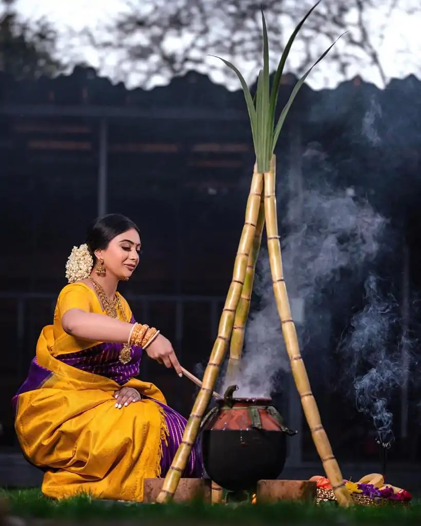 DDF POOJA Rebecca Purple Color Soft Lichi Silk Ordinary Design Rich Pallu Saree Casual, Party Wear, Events, Festivals Expected Delivery 4-6 Working @1499 | Embroidered Sarees, Bollywood Sarees, Creative Sarees, Designer Sarees, Ethnic Saree, Modern Digital sarees, Party Wear Sarees, Sarees