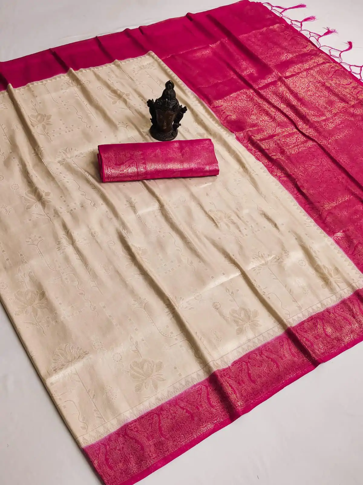 GK kanjivaram Golden Color Soft Silk Beautiful Rich Pallu All Over Saree Events Casual Wedding Festive . Expected Delivery  4-6 Working Days @1999/- | Bollywood Sarees, Creative Sarees, Designer Sarees, Embroidered Sarees, Ethnic Saree, Modern Digital sarees, Party Wear Sarees, Sarees