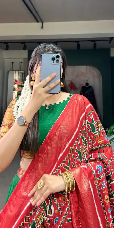 LNB 2040 Green Color Narayan Pet Zari Weaving Lehenga Choli Choli Festive Party Wedding, Events etc. Delivery 4-6 Working Days @1899/- | Bollywood Lehenga, Creative Lehenga, Designer Lehenga, Embroidered Lehenga, Lehenga, Party Wear Lehenga