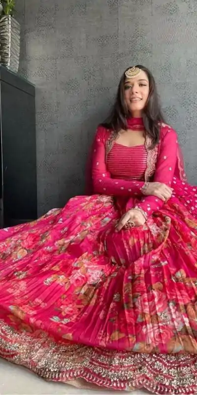 RC 220 Pink Color Georgette Silk Amazing Printed Lehenga Choli Casual, Party Wedding, Festive, Events Etc. Delivery  4-6 Working Days 2999/- | Creative Lehenga, Bollywood Lehenga, Designer Lehenga, Embroidered Lehenga, Lehenga, Party Wear Lehenga