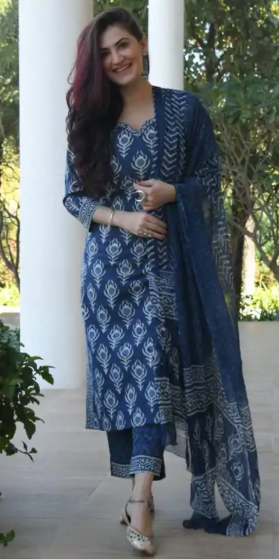 DDH INDIGO Blue Color Viscose Rayon Printed Work Kurti Casual, Party, Wedding, Festive, Events Etc.  Expected Delivery 4-6 Working Days @1549/- | Bollywood Kurti, Creative Kurtis, Designer Kurti, Kurti, Party Wear Kurti, Selfie Kurti