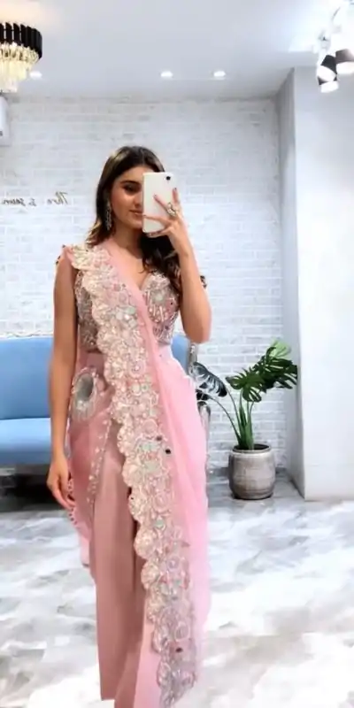 LG 607 Peach Color Georgette Embroidered Sequence Saree  Party, Wedding, Festive, Events Etc., Expected Delivery 4-6 Working Days@1899/- Only | Bollywood Sarees, Creative Sarees, Designer Sarees, Embroidered Sarees, Ethnic Saree, Party Wear Sarees, Sarees