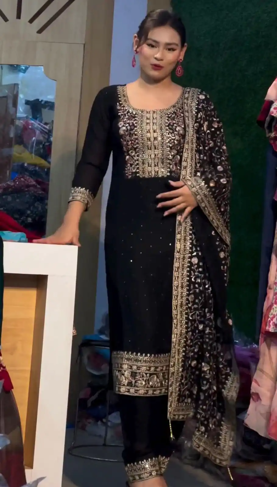 SRK 5178 Black Color Chinnon Silk Embroidery Sequence Salwar Suit Wedding, Party, Festive, Events Expected Delivery 4-6 Working Days @ 2099/- | Casual Suits, Jump Suits, Creative suits, Designer Suits, Palazzo Suits, Party Wear Suits, Patiala Suits, Salwar suit, Straight Suits